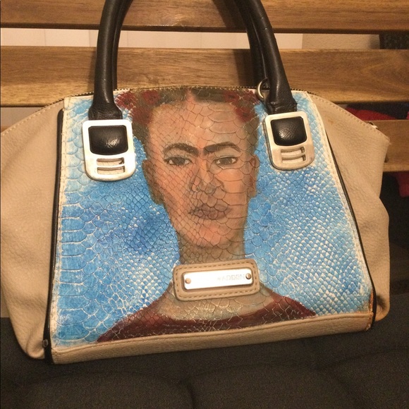 Steve Madden Hand painted Frida Kahlo hand bag - Picture 2 of 6